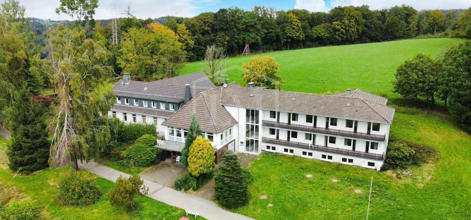 Gebäudekomplex - Südansicht