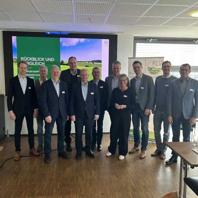 Gruppenfoto der Referenten beim RLV-Zukunftsseminar